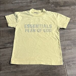Fear of God Essentials Kids Logo Yellow Cotton Crewneck Tee T-Shirt Size 8